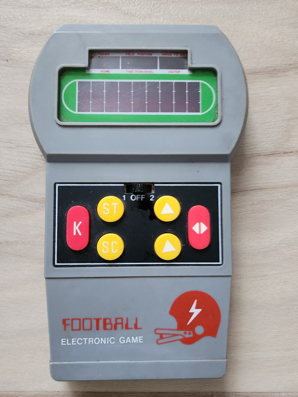 Vintage Football Handheld Electronic Game  Model 003201 1975 Sears Mattel Works